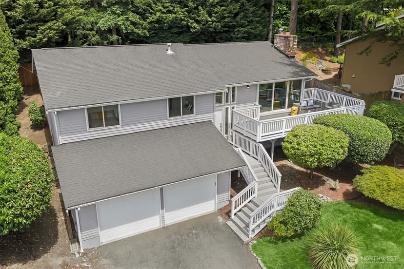Property photo for 10922 80th Place NE, Kirkland photo 30