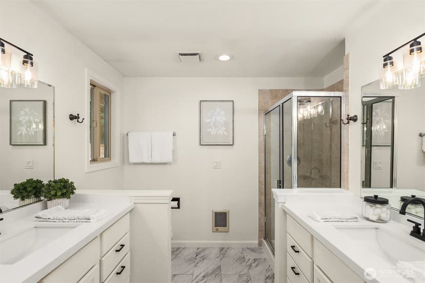 Property photo for 10922 80th Place NE, Kirkland photo 20