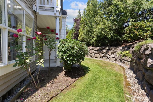 Property photo for 420 228th Street SW #B 102, Bothell photo 3