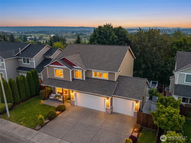 Property photo for 30 79th Drive NE, Lake Stevens photo 2