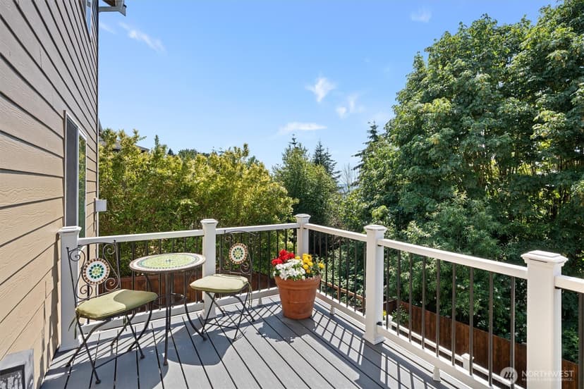Property photo for 30 79th Drive NE, Lake Stevens photo 31