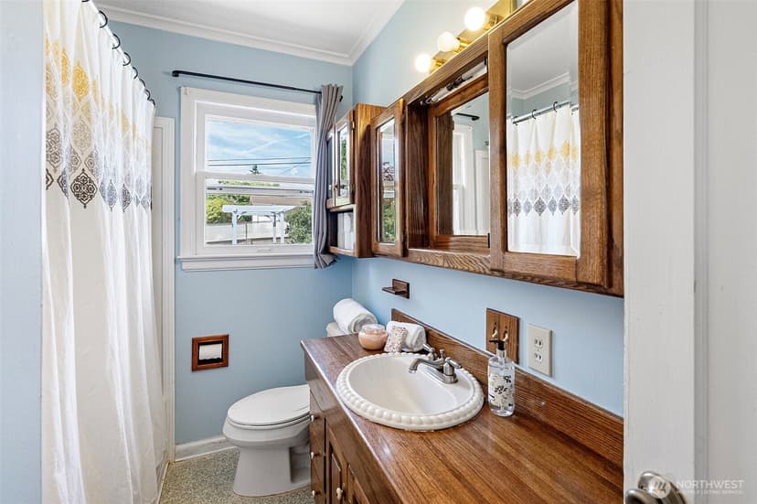 Property photo for 2314 Terrace Street, Bremerton photo 16