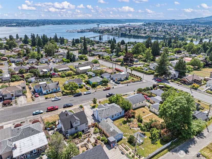 Property photo for 2314 Terrace Street, Bremerton photo 28