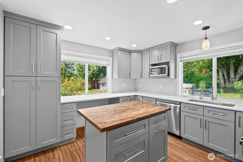 Property photo for 131 146th Street SW, Lynnwood photo 5