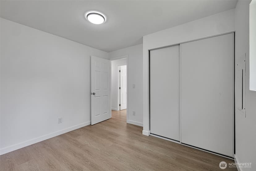 Property photo for 6325 S Eddy Court, Seattle photo 7