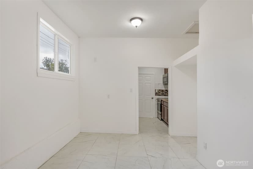 Property photo for 6325 S Eddy Court, Seattle photo 25