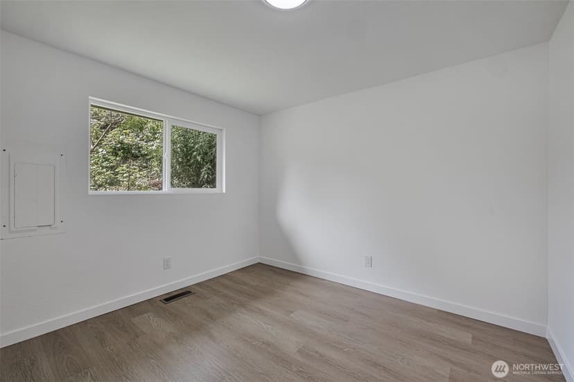 Property photo for 6325 S Eddy Court, Seattle photo 8