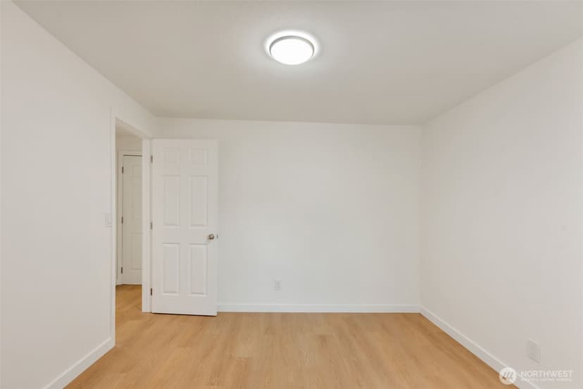 Property photo for 6325 S Eddy Court, Seattle photo 23