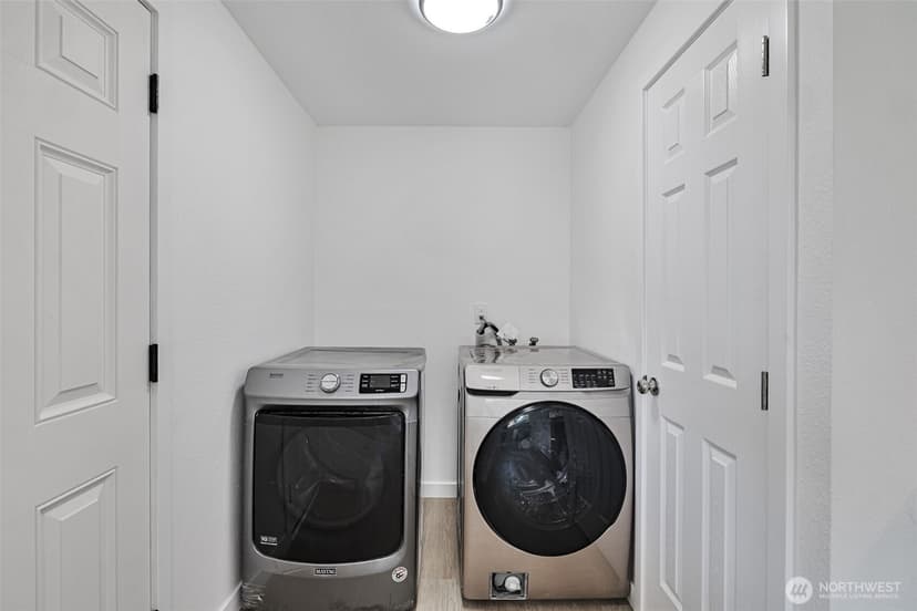 Property photo for 6325 S Eddy Court, Seattle photo 16