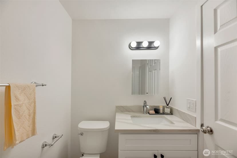 Property photo for 6325 S Eddy Court, Seattle photo 24
