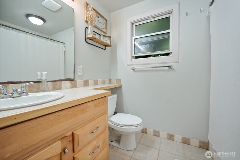 Property photo for 416 Riverview Lane, Snohomish photo 18