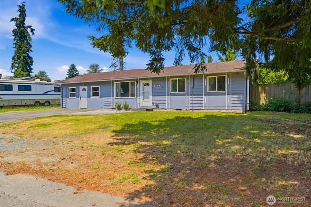 Property photo for 4407 123rd Place NE, Marysville photo 3