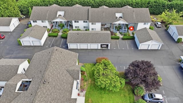 Property photo for 20617 28th Avenue W #D7, Lynnwood photo 2