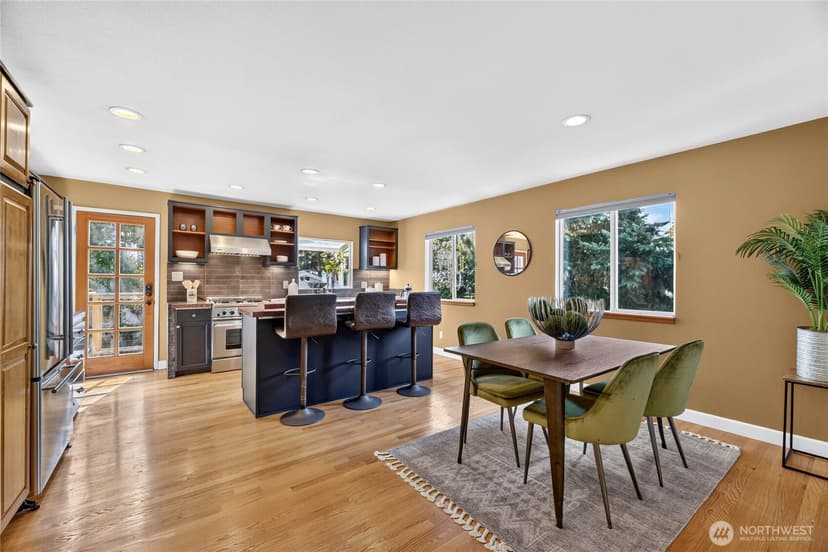 Property photo for 8560 37th Avenue SW, Seattle photo 8