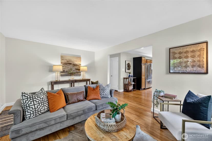 Property photo for 8560 37th Avenue SW, Seattle photo 6