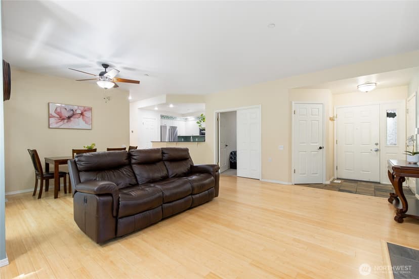Property photo for 424 228th Street SW #H101, Bothell photo 8