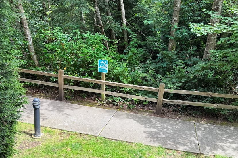 Property photo for 15700 116th Avenue NE #104, Bothell photo 18