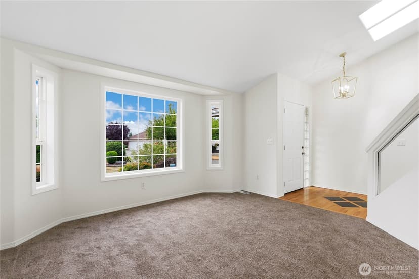 Property photo for 10411 SE 187th Court, Renton photo 6