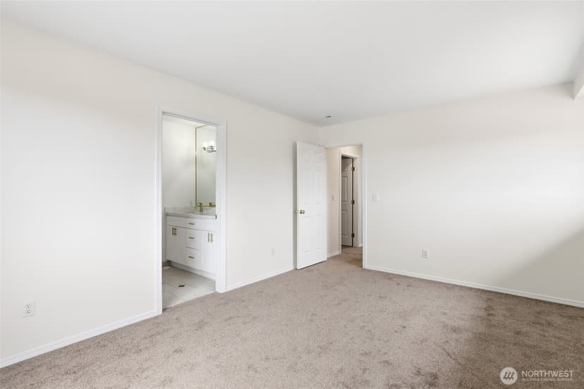 Property photo for 10411 SE 187th Court, Renton photo 23