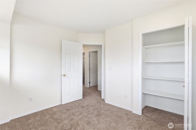 Property photo for 10411 SE 187th Court, Renton photo 28