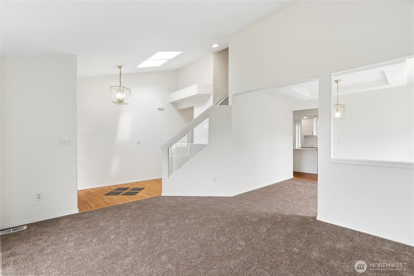 Property photo for 10411 SE 187th Court, Renton photo 5