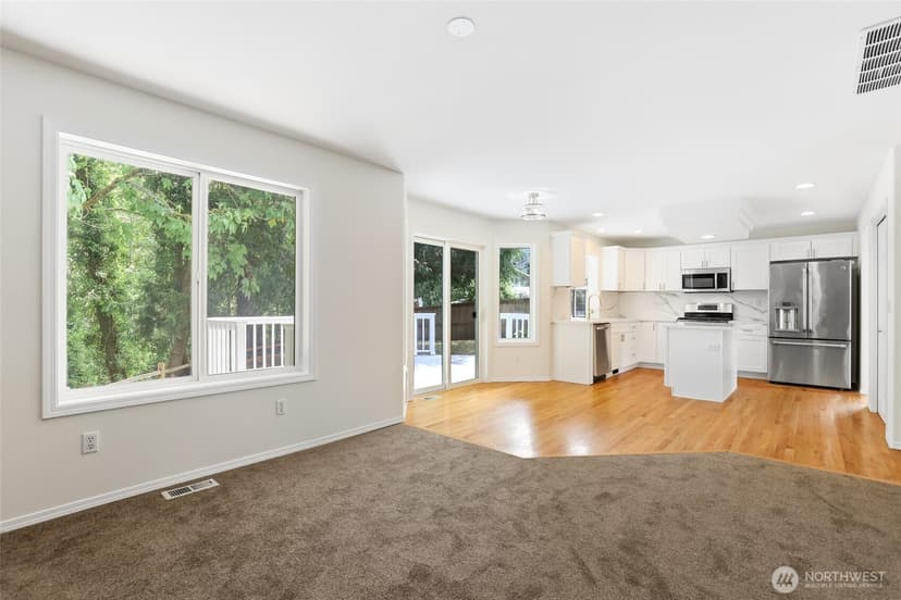 Property photo for 10411 SE 187th Court, Renton photo 17