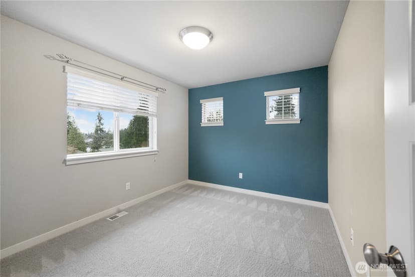 Property photo for 709 153rd Place SW, Lynnwood photo 33