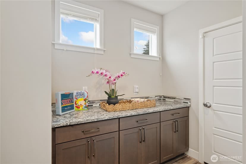 Property photo for 709 153rd Place SW, Lynnwood photo 16