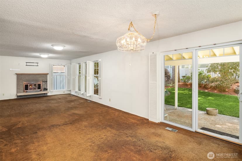 Property photo for 18855 SE 42nd Street, Issaquah photo 14