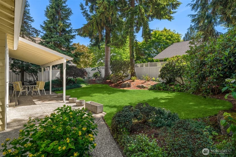 Property photo for 18855 SE 42nd Street, Issaquah photo 32