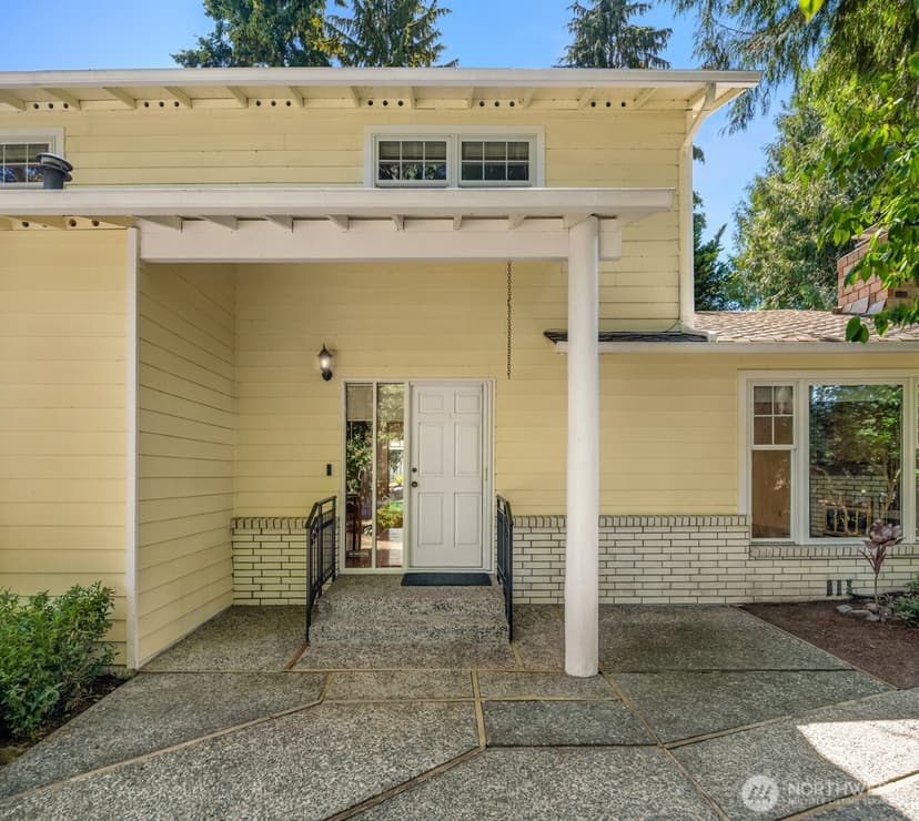 Property photo for 18855 SE 42nd Street, Issaquah photo 5