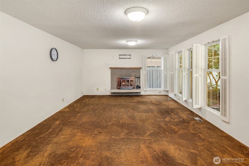 Property photo for 18855 SE 42nd Street, Issaquah photo 16