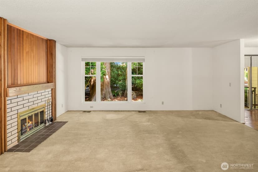 Property photo for 18855 SE 42nd Street, Issaquah photo 6