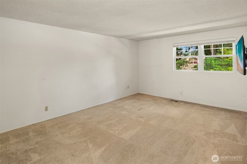Property photo for 18855 SE 42nd Street, Issaquah photo 19