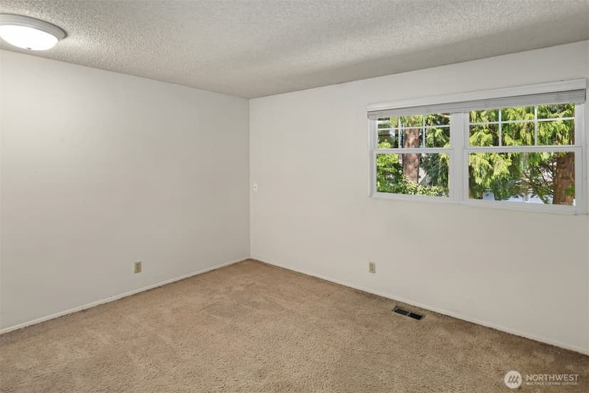 Property photo for 18855 SE 42nd Street, Issaquah photo 26