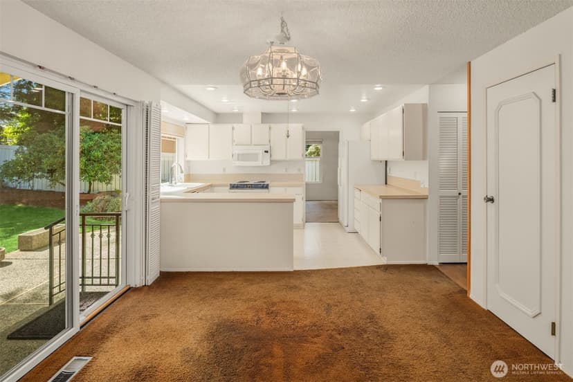 Property photo for 18855 SE 42nd Street, Issaquah photo 18