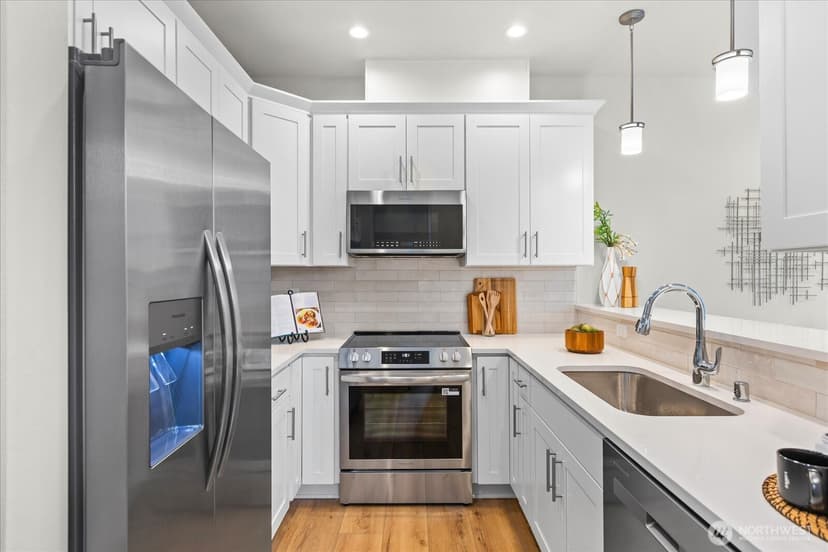 Property photo for 2217 Hoyt Avenue #C, Everett photo 9