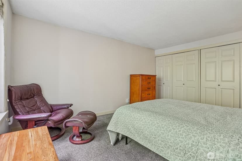 Property photo for 4629 W Lake Sammamish Parkway SE #H206, Issaquah photo 26