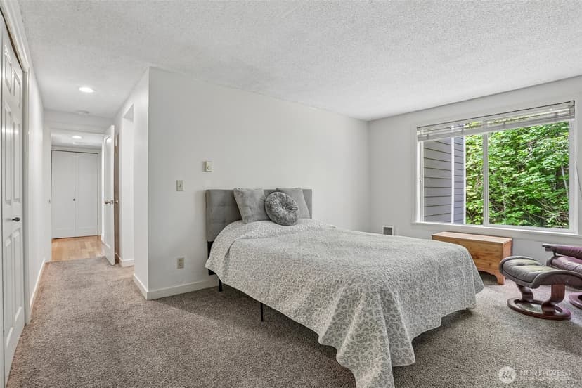 Property photo for 4629 W Lake Sammamish Parkway SE #H206, Issaquah photo 25