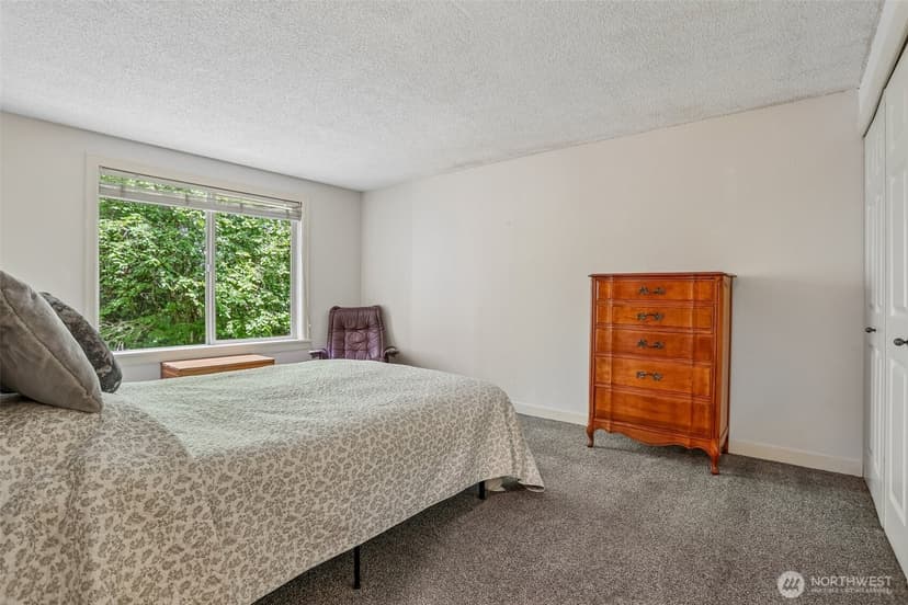 Property photo for 4629 W Lake Sammamish Parkway SE #H206, Issaquah photo 24