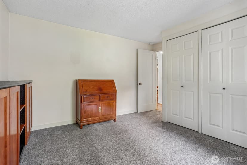 Property photo for 4629 W Lake Sammamish Parkway SE #H206, Issaquah photo 21