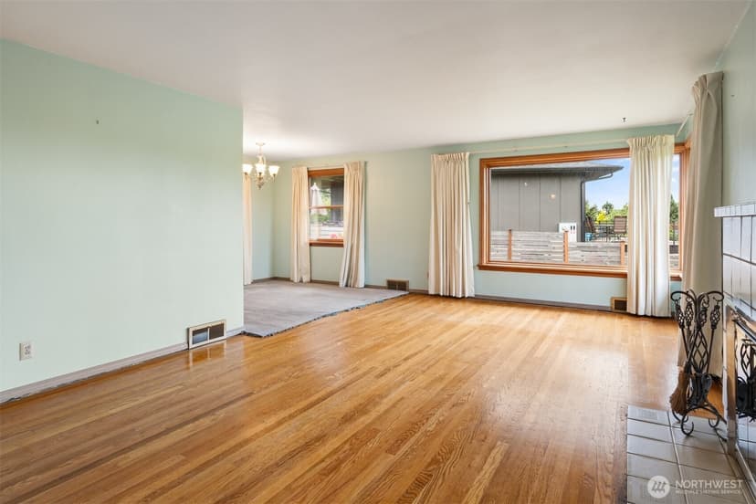 Property photo for 1205 NW Woodbine Way, Seattle photo 6