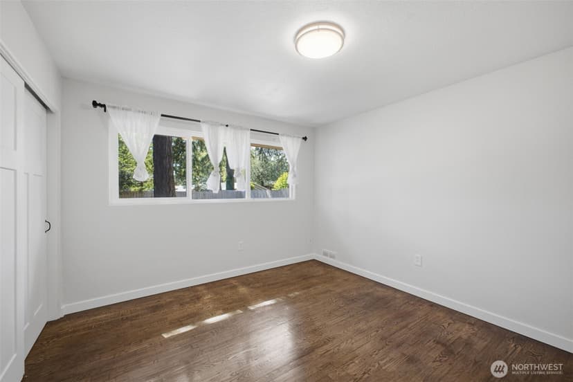 Property photo for 9808 Hipkins Road SW, Lakewood photo 19