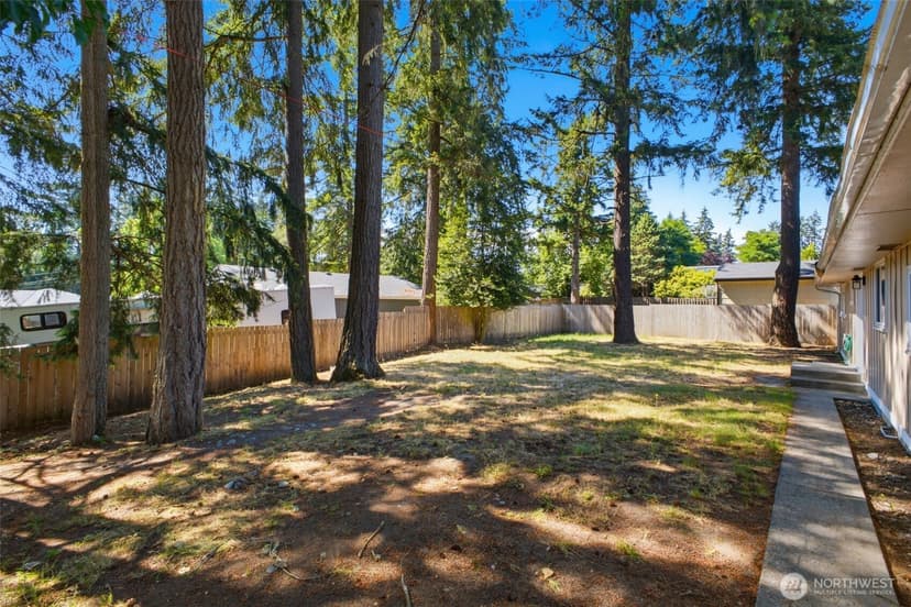 Property photo for 9808 Hipkins Road SW, Lakewood photo 24