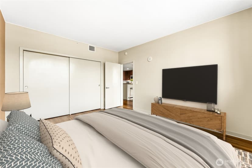 Property photo for 1515 Dock Street #402, Tacoma photo 11