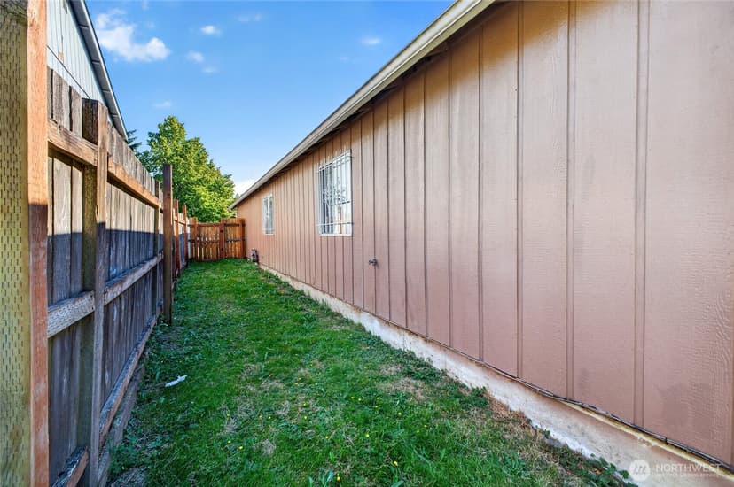Property photo for 401 E 69th Street, Tacoma photo 28