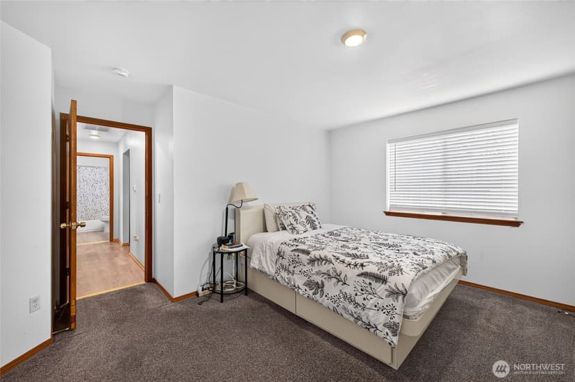 Property photo for 401 E 69th Street, Tacoma photo 19