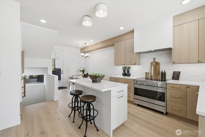 Property photo for 2010 Fairview Avenue E #B, Seattle photo 10