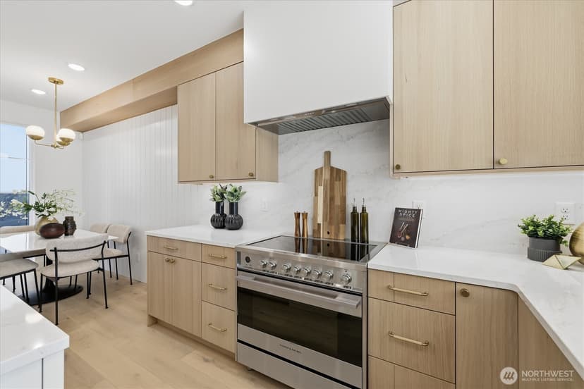 Property photo for 2010 Fairview Avenue E #B, Seattle photo 15