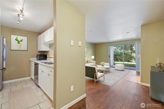 Property photo for 23301 Cedar Way #U102, Mountlake Terrace photo 5